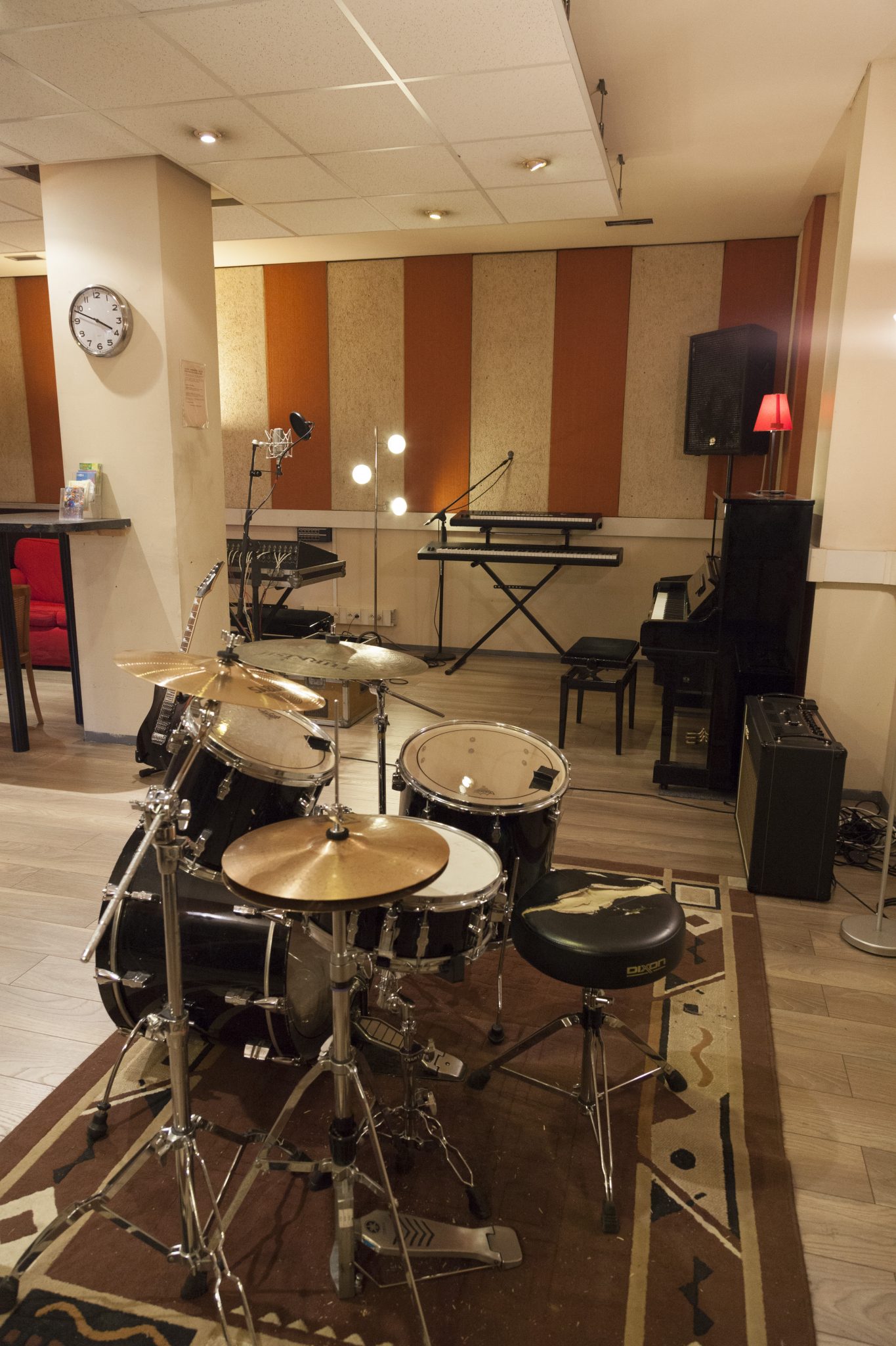 Studio Ella 10