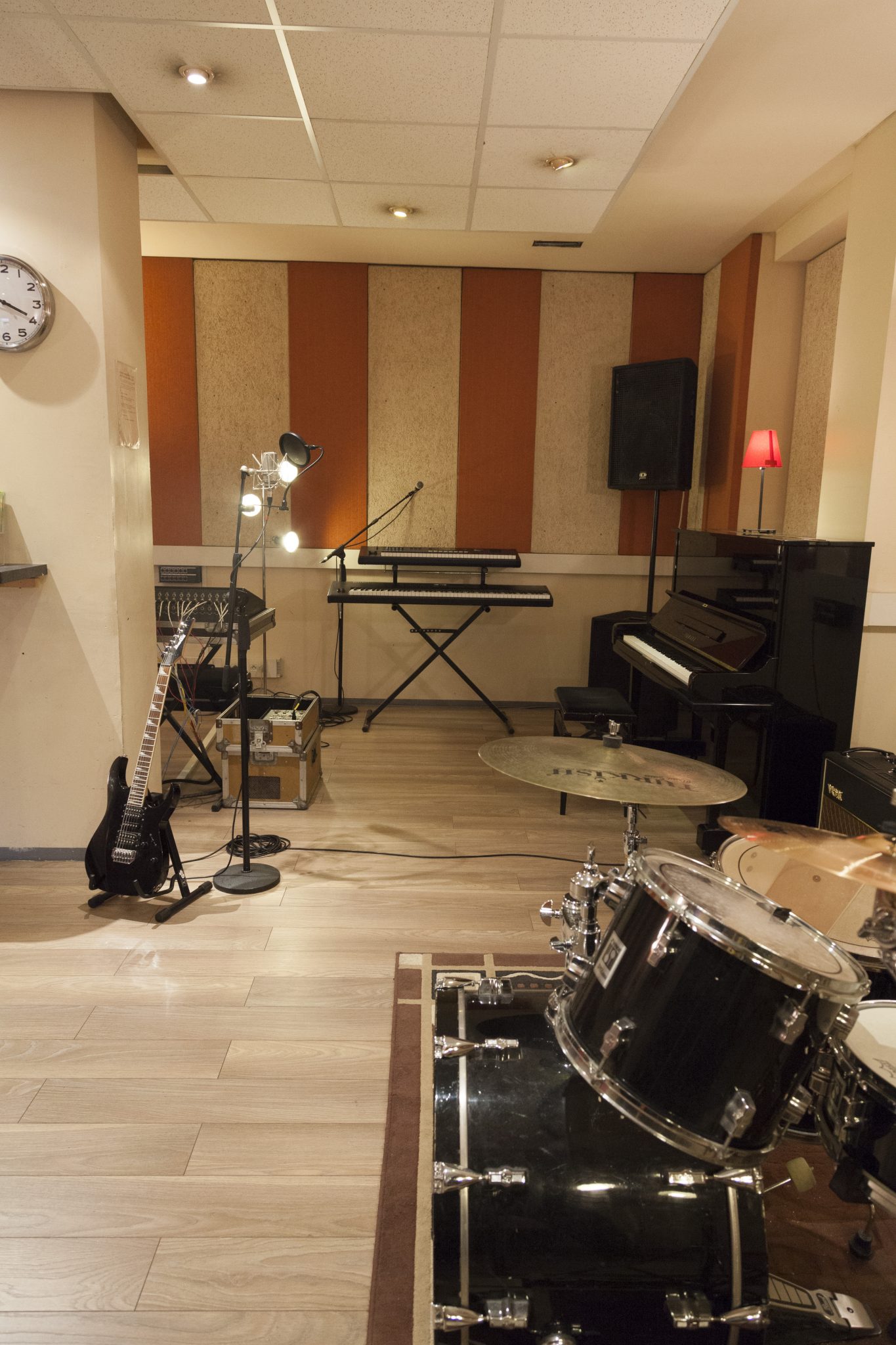 Studio Ella 12